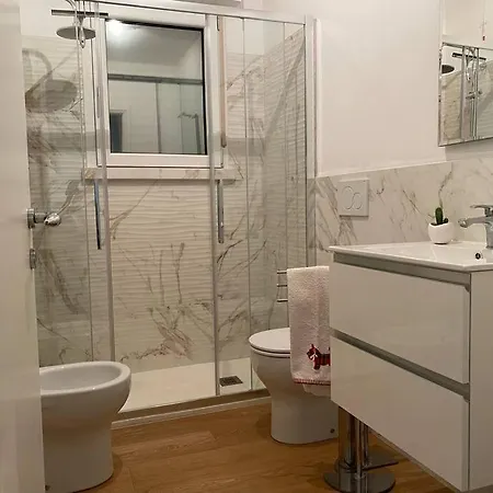Luxury White * Viareggio