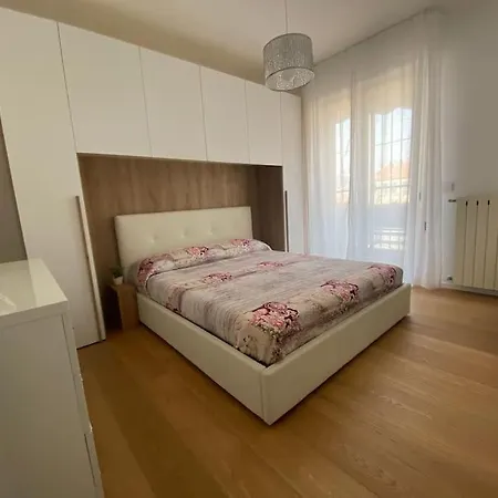Apartment Luxury White *