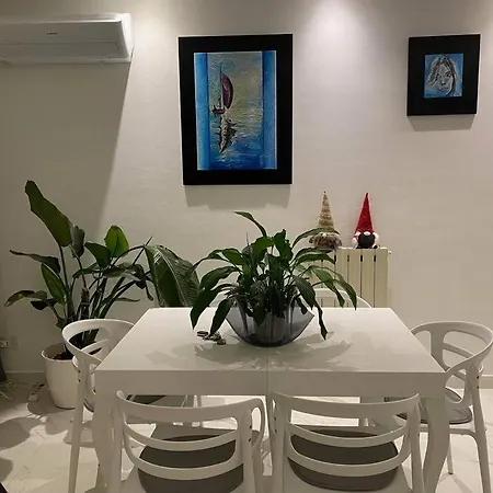 Luxury White דירה